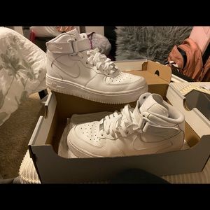 Nike Air Force 1 Mids